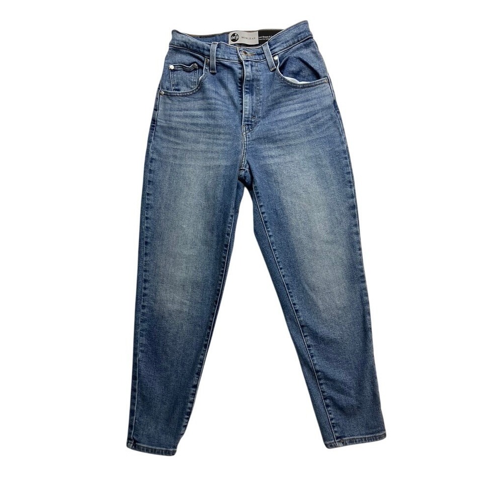 Levi Strauss Silver Tab Mom Jean Women's Size 26 Medium Wash Denim‎